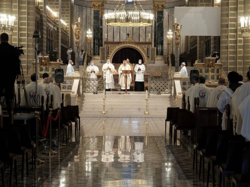 Krizmaszentelés (28).JPG